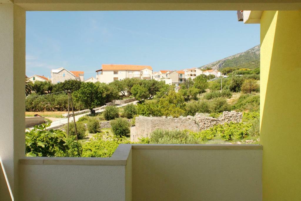 Apartments Nejasmic - Little House For Peaceful And Domestic Vacation Bol Ngoại thất bức ảnh